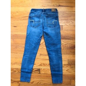 American Eagle size 2 skinny